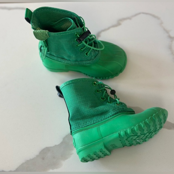 Native Jimmy C6 Green Zip Rainboots Rain Boot Wellies C6 SIZE toddler little kid - Picture 1 of 5